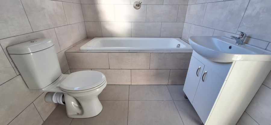 3 Bedroom Property for Sale in Albertinia Western Cape